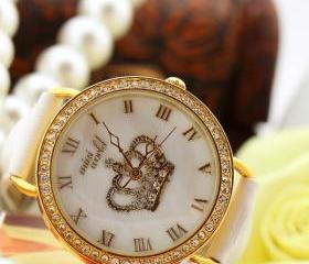 Dignity Crown Diamond-studded Watch
